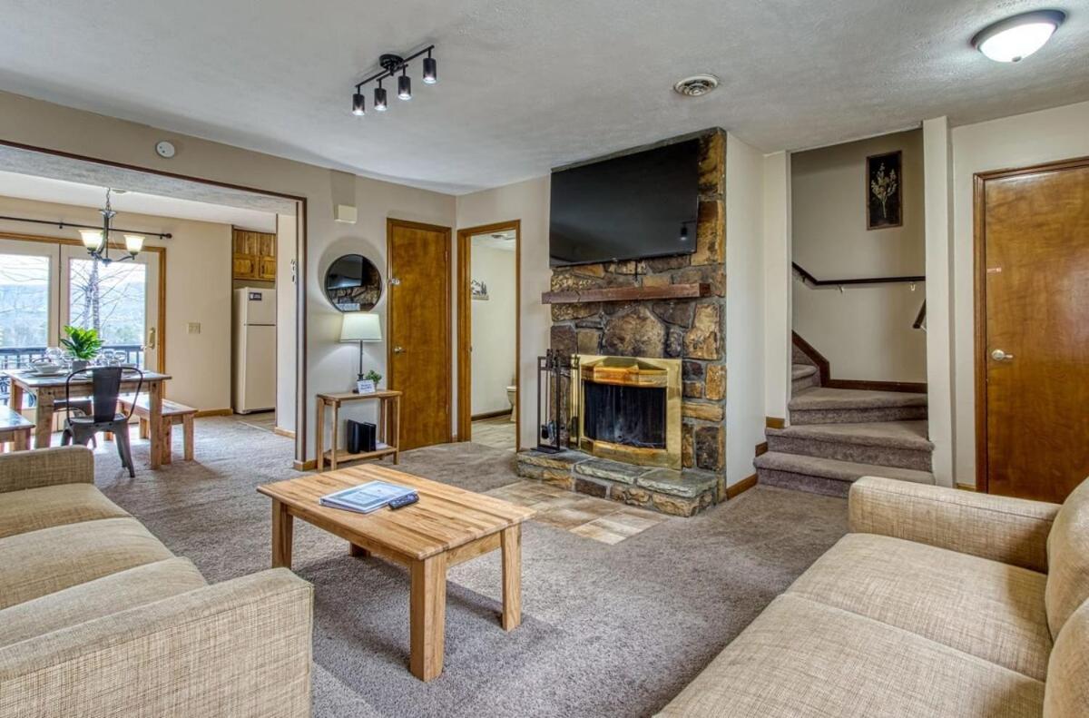 Pinecrest Townhomes-1King-2Queen Unit-Updated Pigeon Forge Extérieur photo