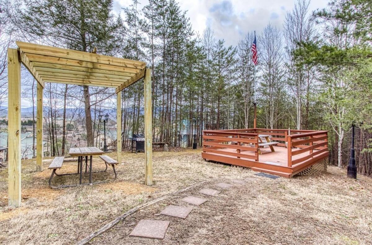 Pinecrest Townhomes-1King-2Queen Unit-Updated Pigeon Forge Extérieur photo