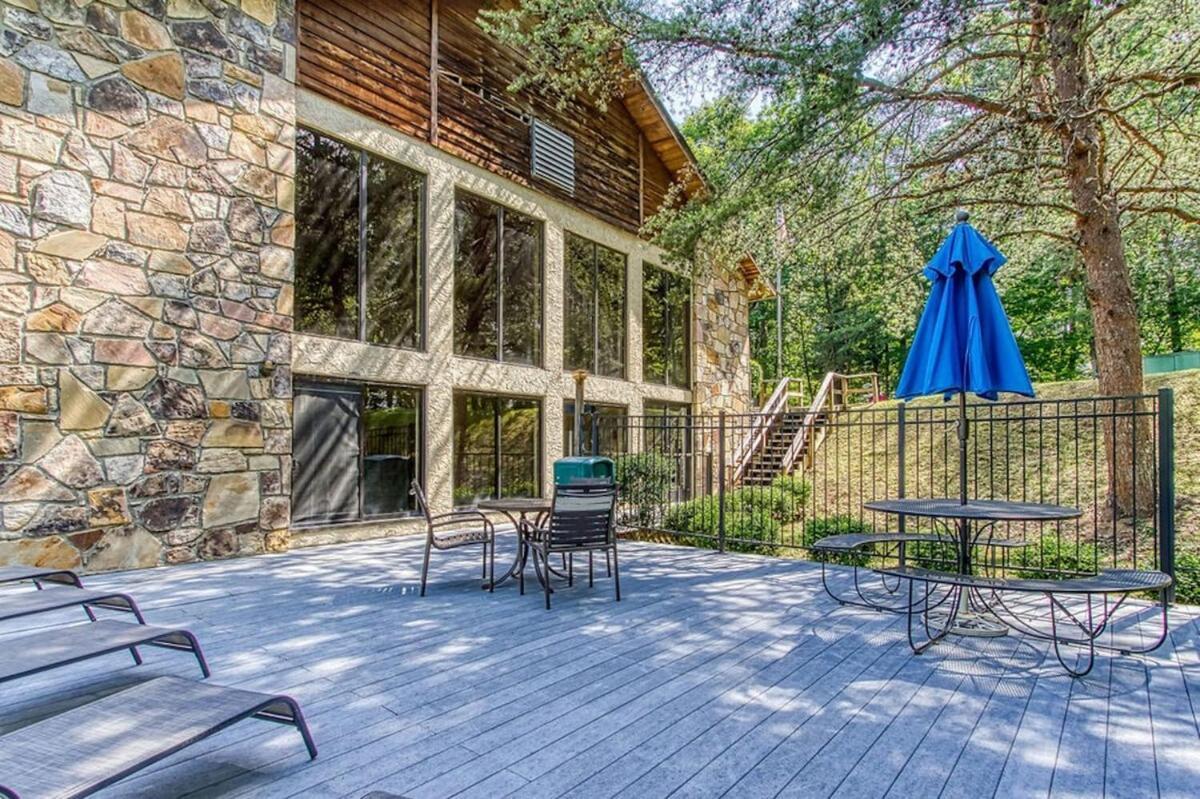 Pinecrest Townhomes-1King-2Queen Unit-Updated Pigeon Forge Extérieur photo