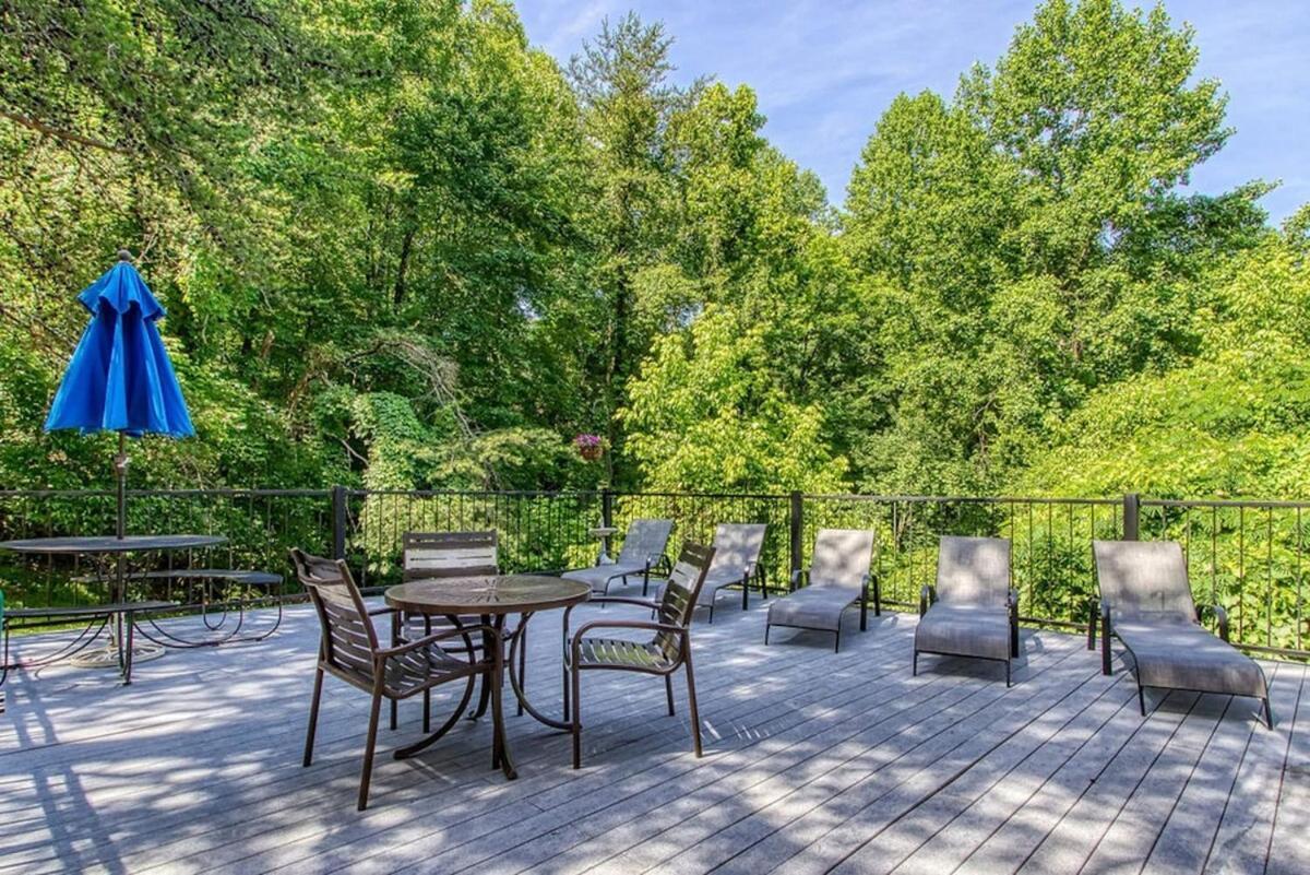 Pinecrest Townhomes-1King-2Queen Unit-Updated Pigeon Forge Extérieur photo
