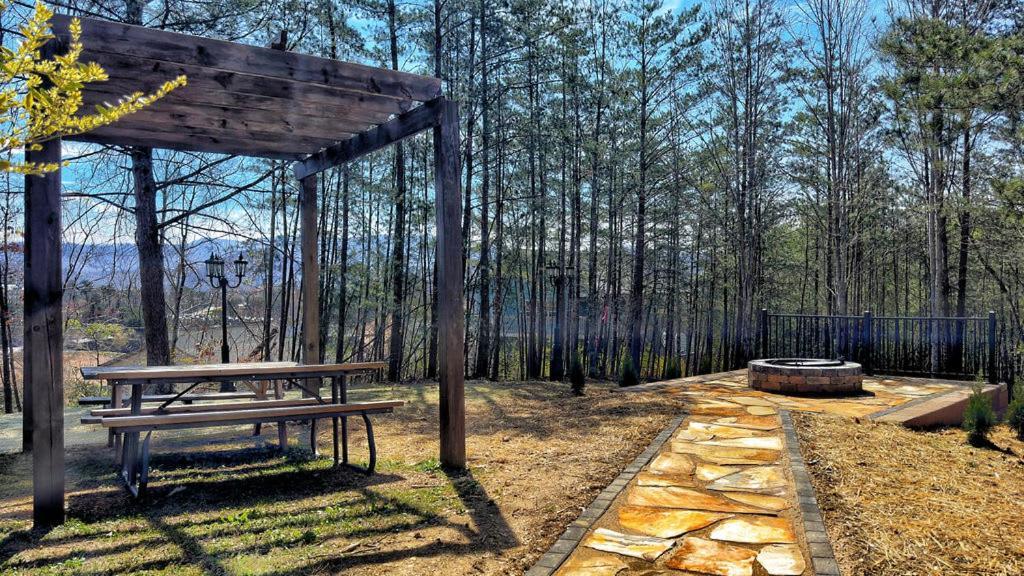 Pinecrest Townhomes-1King-2Queen Unit-Updated Pigeon Forge Extérieur photo