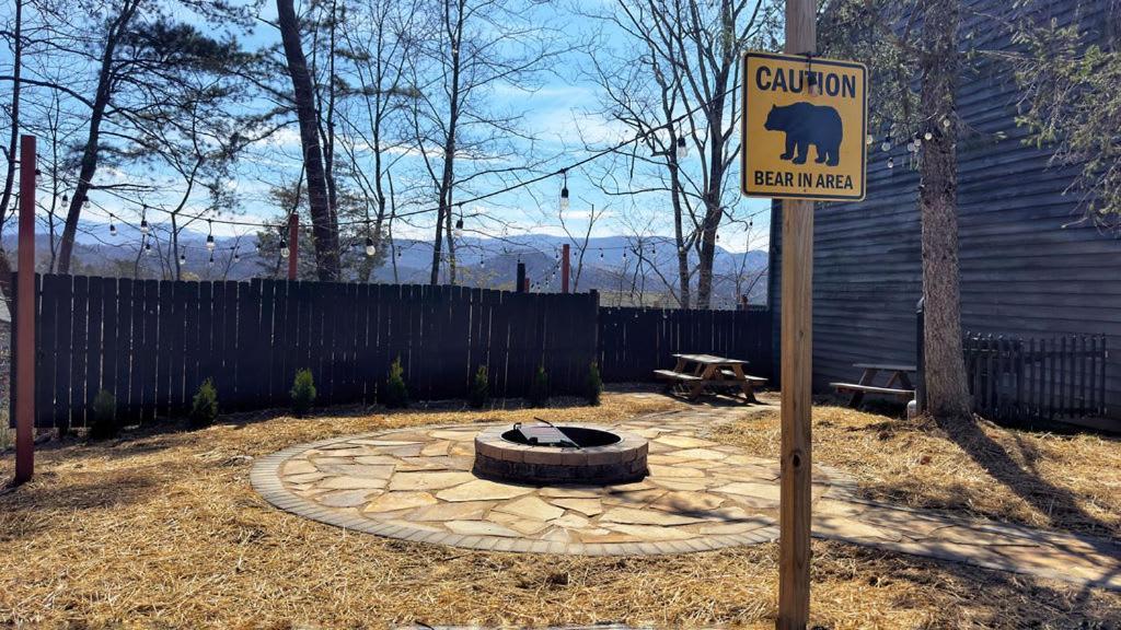 Pinecrest Townhomes-1King-2Queen Unit-Updated Pigeon Forge Extérieur photo
